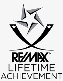 elaine-stewart-earns-remax-lifetime-achievement-award